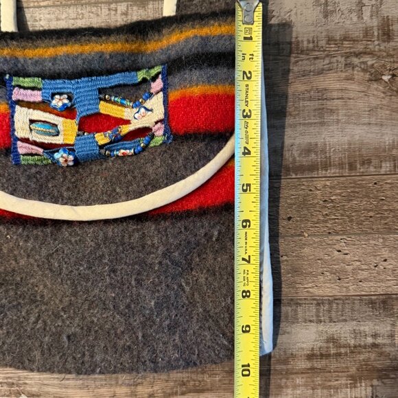 Vintage Handmade Native American Indian Indigenous Beaded Cross Body Purse - Picture 14 of 16